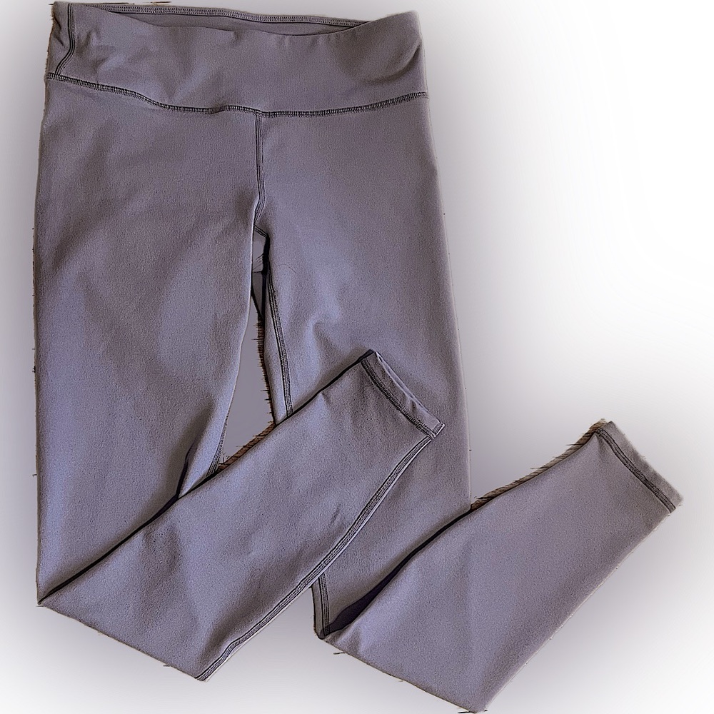 NWOT Fabletics Solid Gray leggings XS with key holder Powerhold